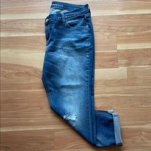 Old Navy boyfriend skinny jeans
